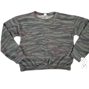 NWT Harper Canyon Girls Camo Green Long Sleeve  Sweatshirt Size Small 7 8